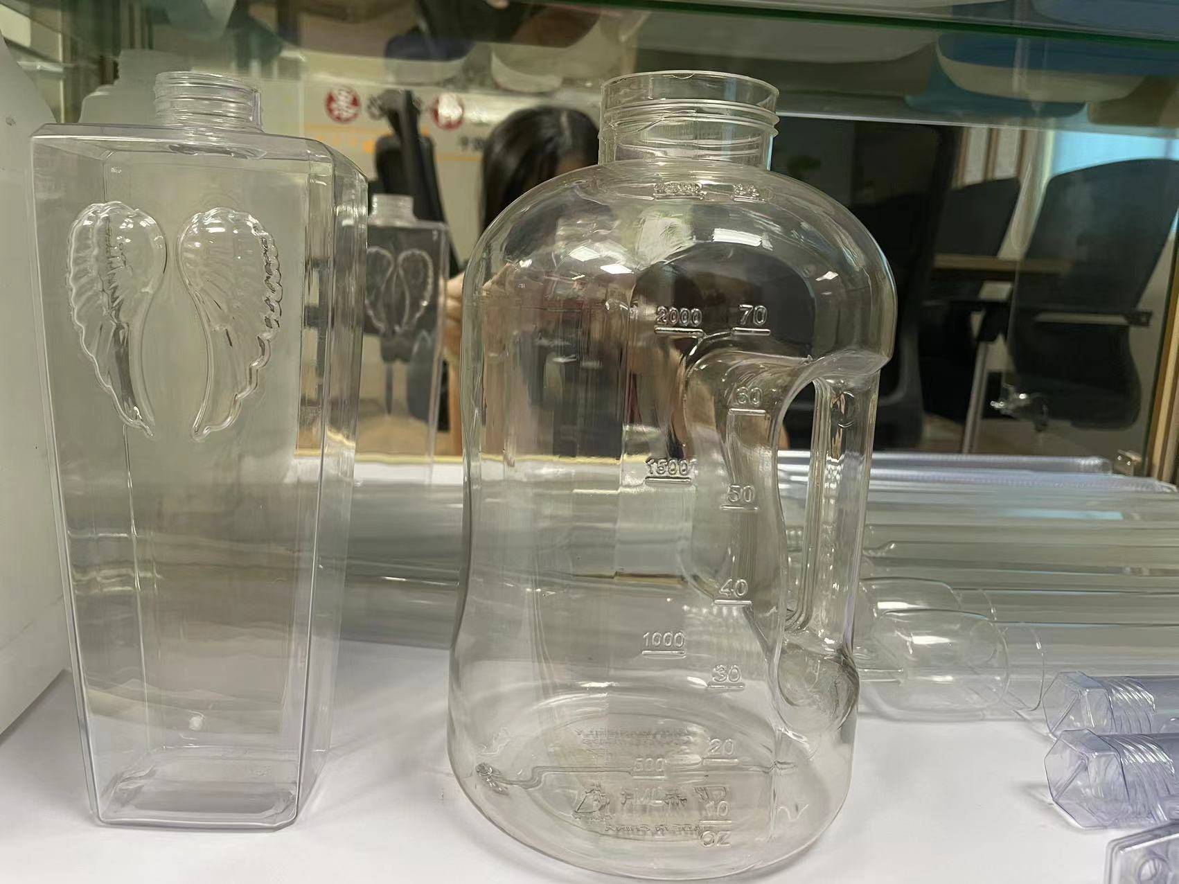 The Current Status and Future of Plastic Water Bottles(B)