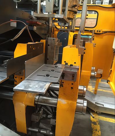 1L Extrusion Blow Molding Machine