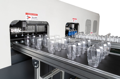 PET blow molding machine